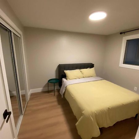 Central 2Br Near Unveristy And Whyte Ave 埃德蒙顿 外观 照片